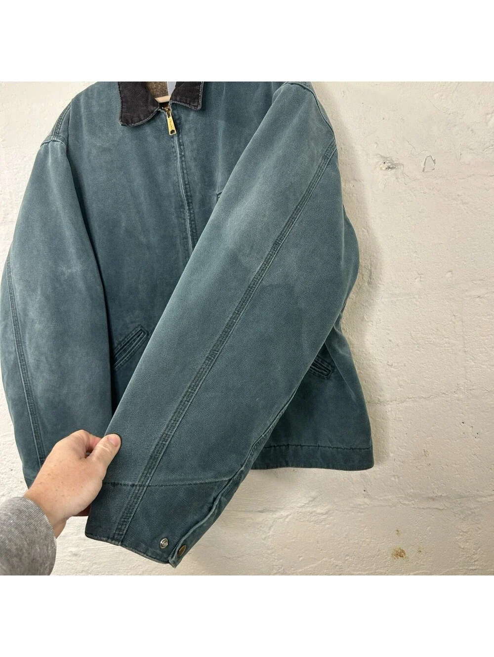 Carhartt this item